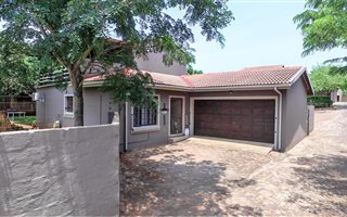 3 Bedroom House in Komatipoort