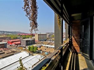 1 Bed Apartment in Maboneng