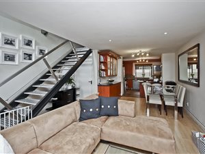 2 Bed Apartment in Melrose North
