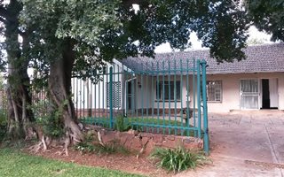 2 Bedroom Garden Cottage in Wonderboom