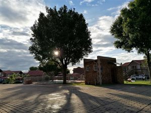 1 Bed Cluster in Die Hoewes