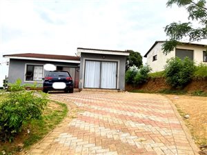 4 Bed House in KwaMashu