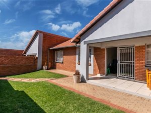 3 Bed Simplex in Monavoni AH