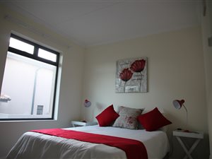 2 Bed Townhouse in Kidds Beach