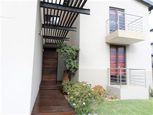 3 Bed House in Bronberg