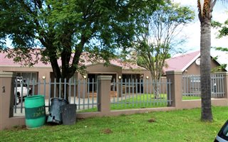 4 Bedroom House in Beacon Bay