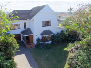 5 Bed House in Nahoon Beach
