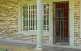 1 Bedroom House in Die Bult