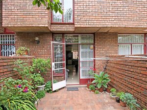 2 Bed Duplex in The Hill