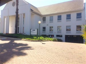 1225 m² Commercial space in Woodmead