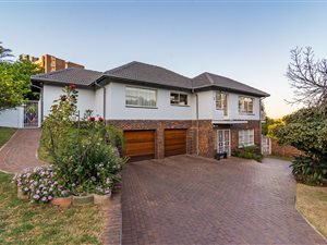 4 Bed House in Honey Hill
