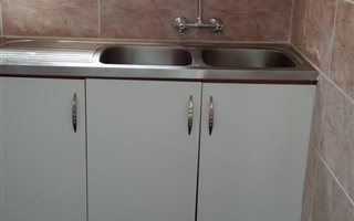 2 Bedroom House in Kharwastan