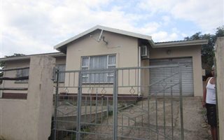 3 Bedroom House in Shakaville