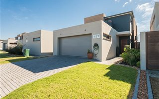 3 Bedroom House in Heather Park
