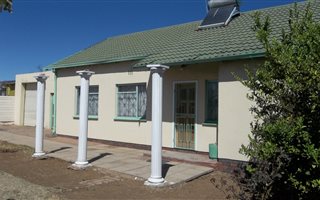 3 Bedroom House in Eldorado Park