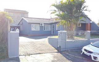 3 Bedroom Simplex in Forest Haven