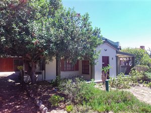 4 Bed House in Stilbaai