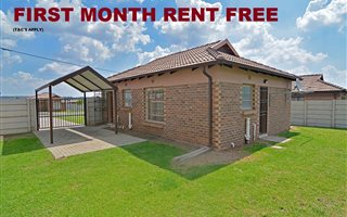 3 Bedroom House in Clayville