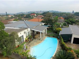 4 Bed House in Bluff