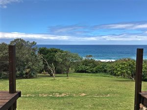5 Bedroom House in Bazley Beach