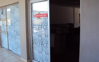 90 m² Commercial space in Mulbarton