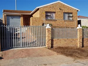 3 Bed House in Kwadwesi