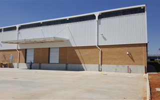 2611 m² Industrial space in Midridge Park