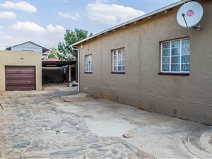 3 Bed House in Krugersdorp West