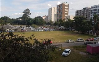 1 Bedroom Apartment in Albert Park