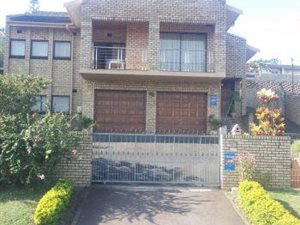 4 Bed House in Parlock