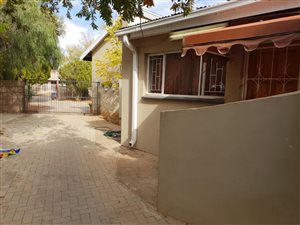 3 Bed House in Flimieda