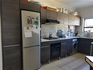 3 Bed Apartment in Petervale
