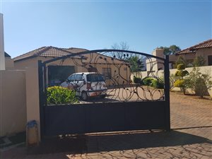 3 Bed Townhouse in Annlin