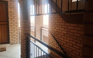 2 Bedroom Apartment in Hazeldean (Silverlakes Surroundings)