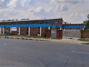 1500 m² Industrial space in Industria West