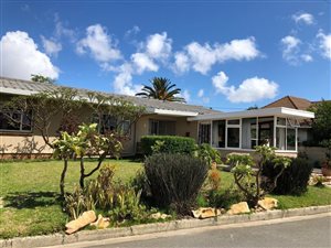 3 Bed House in Bosonia