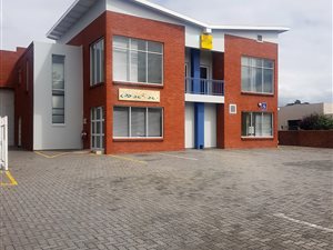 1100 m² Commercial space in Newton Park