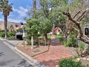 2 Bed Apartment in Harbour Island
