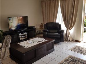 3 Bed Apartment in Bartlett