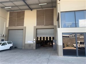 1400 m² Commercial space in Ashlea Gardens
