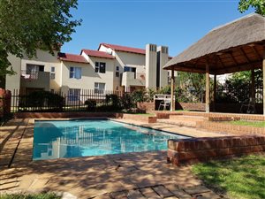 2 Bed Townhouse in Bromhof