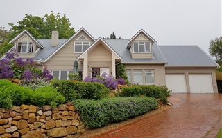 4 Bedroom House in Fairview Heights