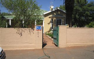 4 Bedroom House in Beaconsfield