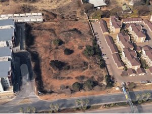 8718 m² Land available in Centurion CBD