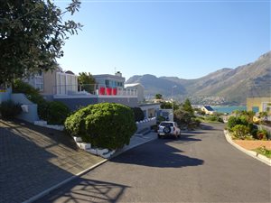 637 m² Land available in Hout Bay Harbour
