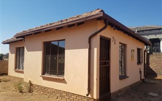 2 Bedroom House in Proclamation Hill