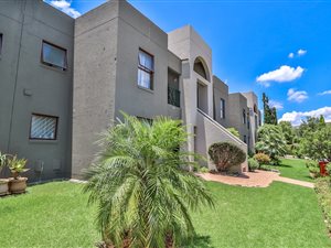 2 Bed Townhouse in Marais Steyn Park