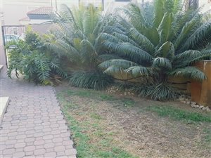 2 Bed Townhouse in Brakpan North