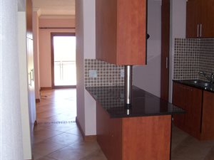 2 Bed Apartment in Carlswald North Estate