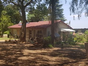 8565 m² Farm in President Park